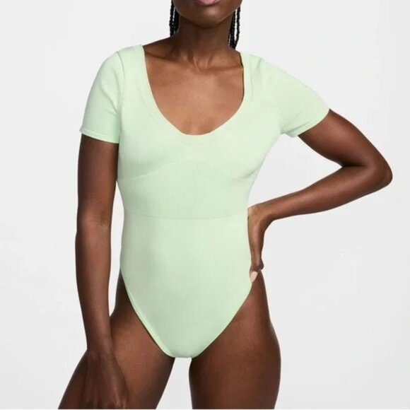 NWT Nike Chill Knit Bodysuit - Picture 1 of 6